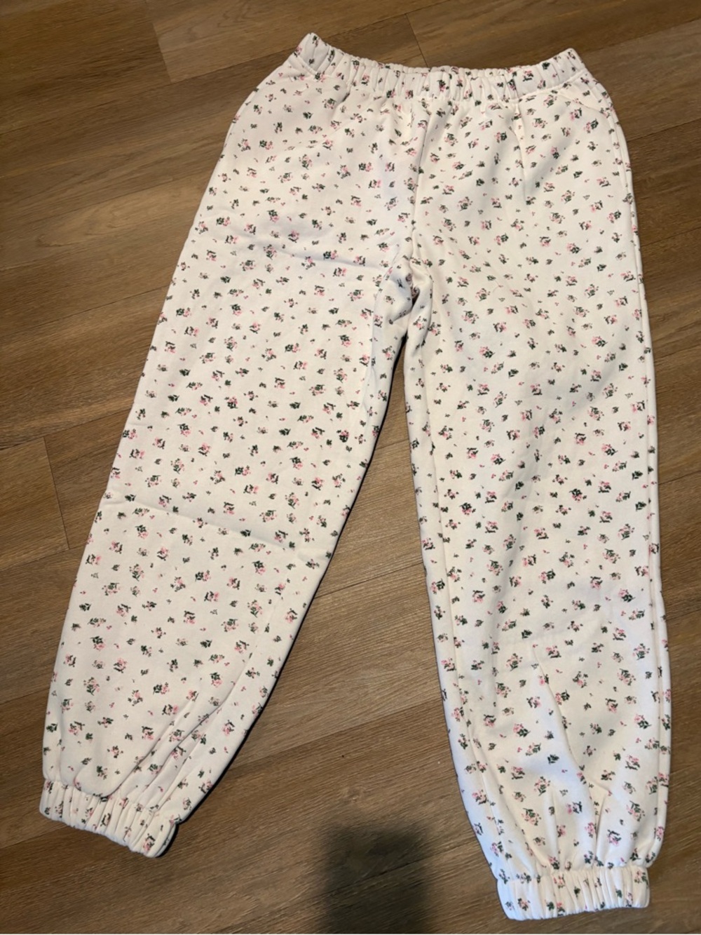Edikted Floral Bouquet Joggers